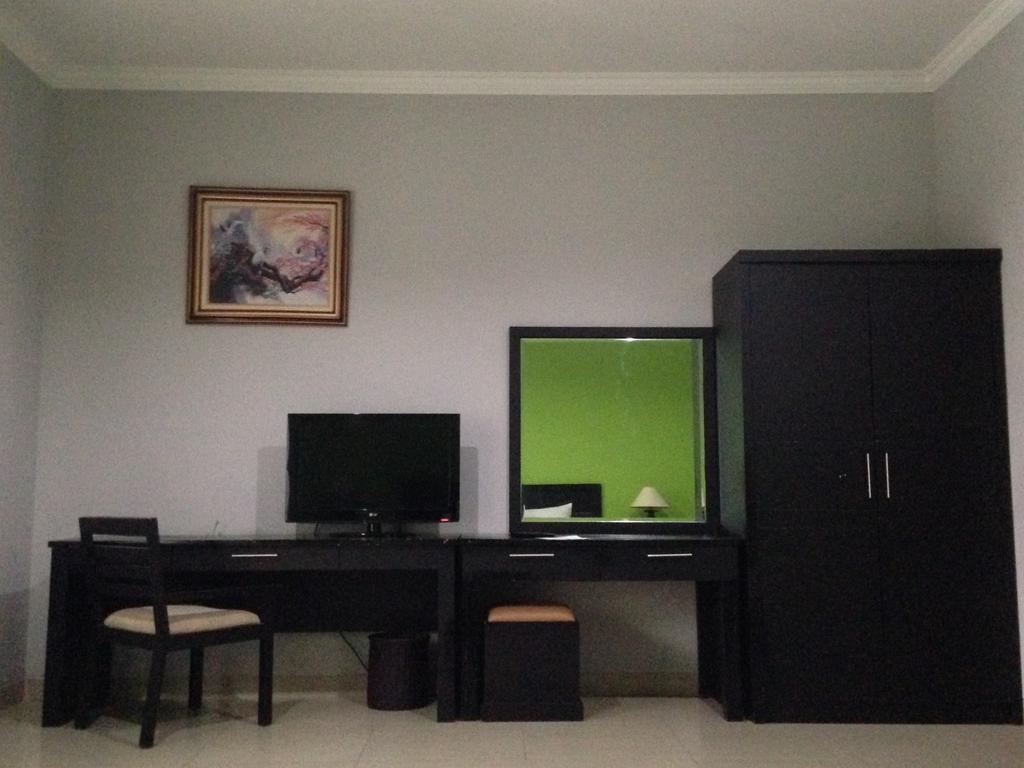 Town House Bukit Damai Indah Hotel Balikpapan  Exterior photo